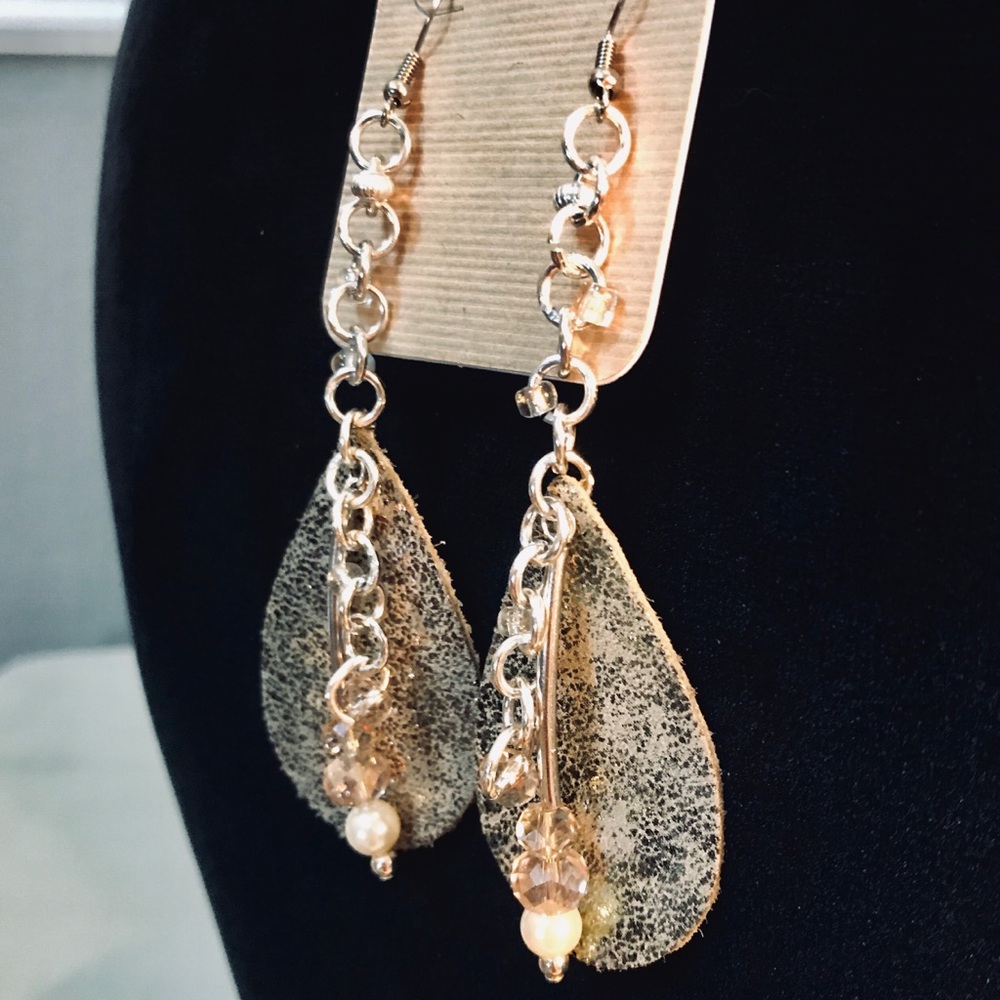 🧚🏽‍♀️✨Handmade Earrings